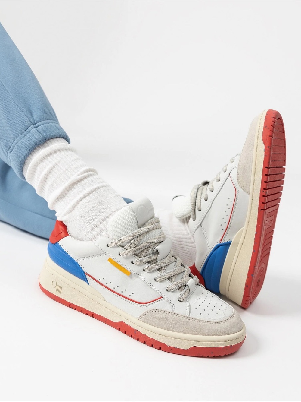 Women's Oncept sneakers size 7